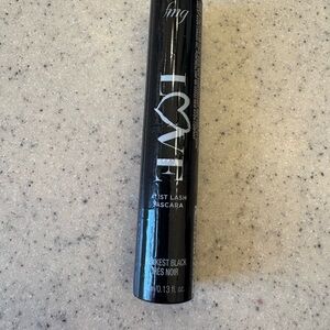 Love Mascara - Darkest Black